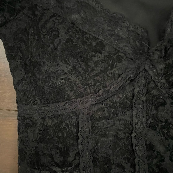 URBAN OUTFITTERS going out top - Picture 2 of 3